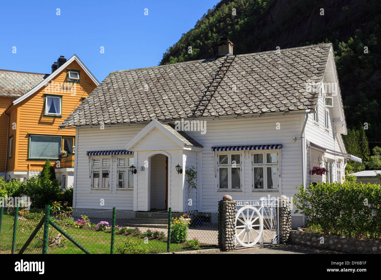 Traditional Norwegian white wooden house in the small village of Mo, Modalen, Hordaland, Norway, Scandinavia Stock Photo
