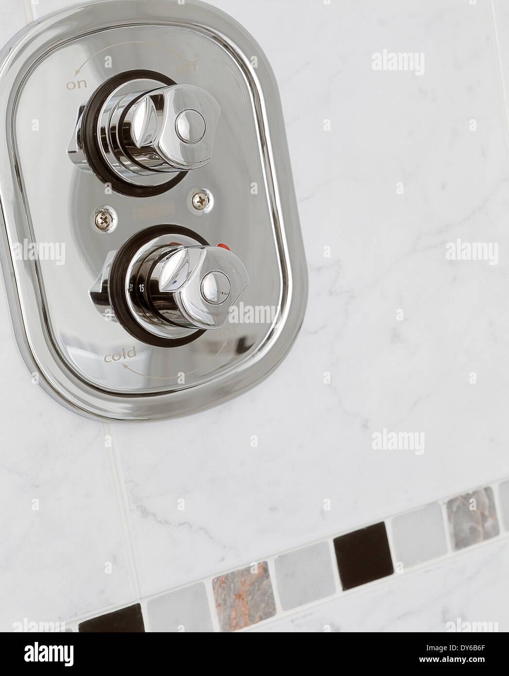 Shower control knob handle hires stock photography and images Alamy