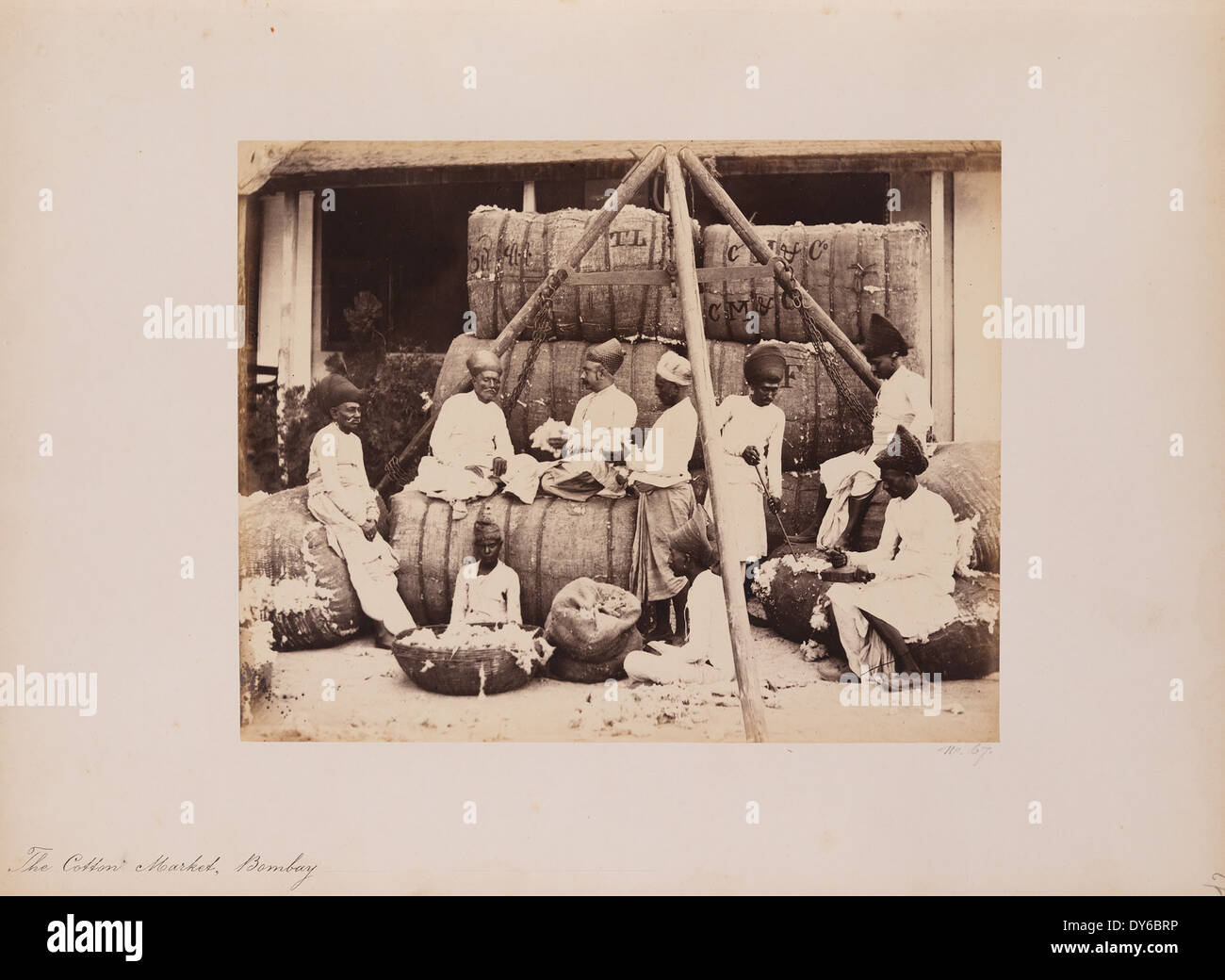 Cotton merchants market hires stock photography and images Alamy