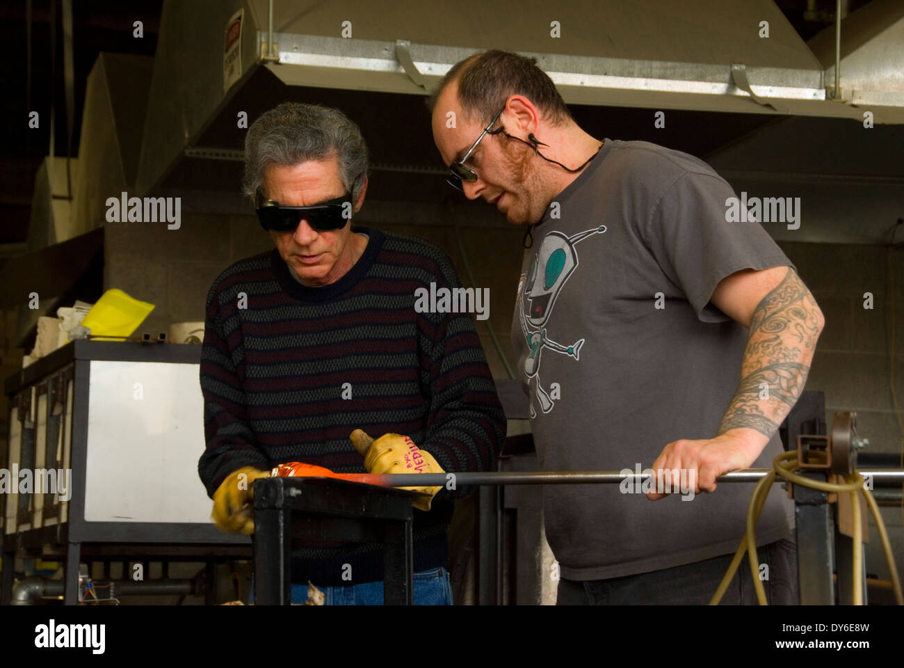 Udoit glassblowing, Jennifer L. Sears Glass Art Studio, Lincoln City