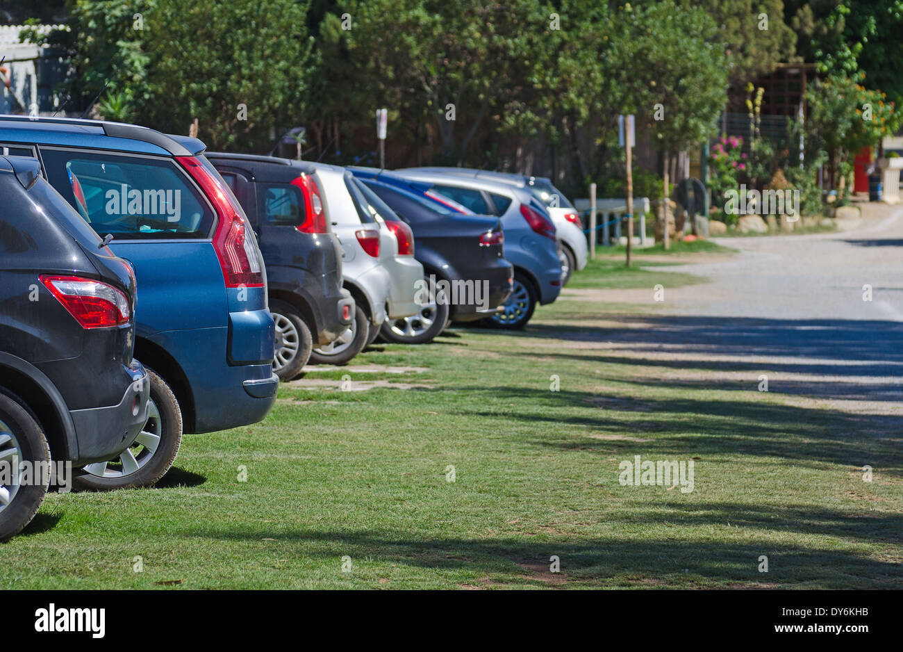 Car parking on grass hires stock photography and images Alamy