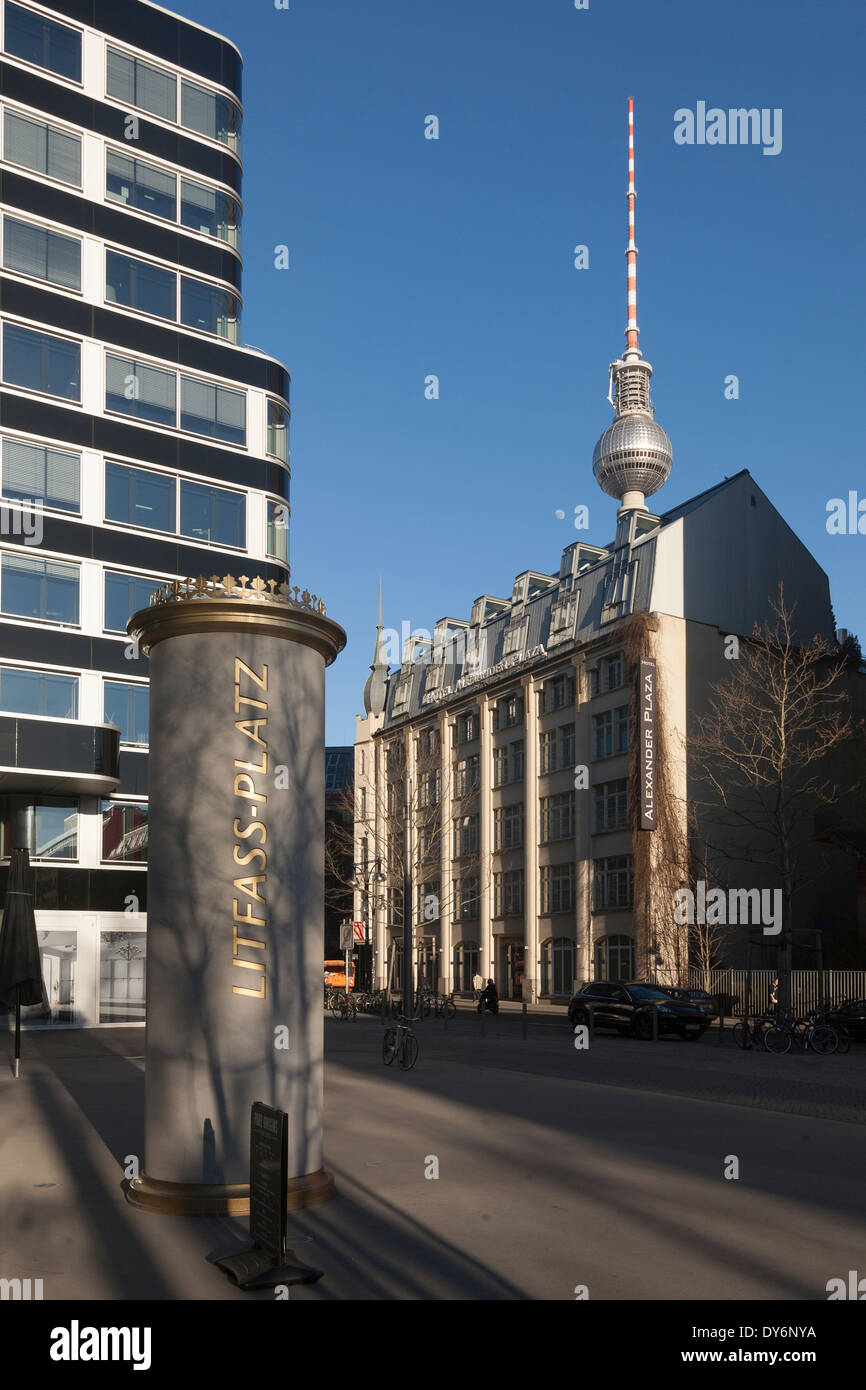 Berlin public square germany hires stock photography and images Alamy