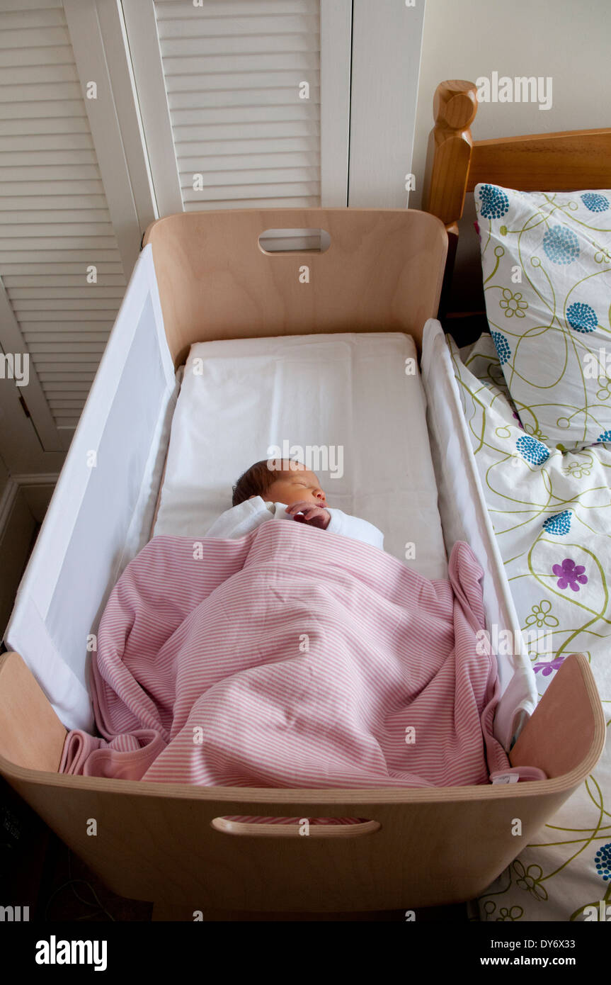 Snug Blankets High Resolution Stock Photography And Images Alamy