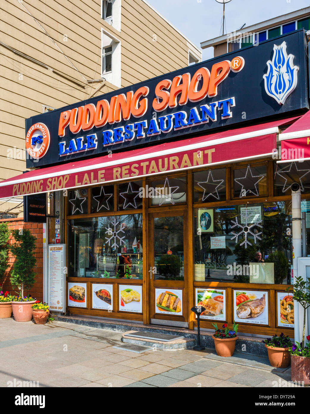The famous Pudding Shop (Lale Restaurant) on Divan Yolu Caddesi in the Sultanahmet district, Istanbul,Turkey Stock Photo