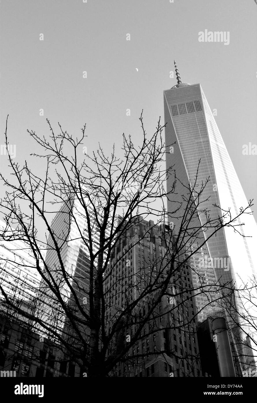 Freedom tower one world trade center Black and White Stock Photos ...