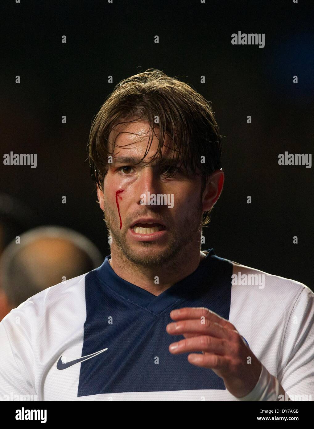 London, UK. 08th Apr, 2014. Paris Saint-Germain defender Maxwell (17) gets his eye cut from a collission during the UEFA Champions League match between Chelsea and Paris St-Germain from Stamford Bridge Credit:  Action Plus Sports/Alamy Live News Stock Photo
