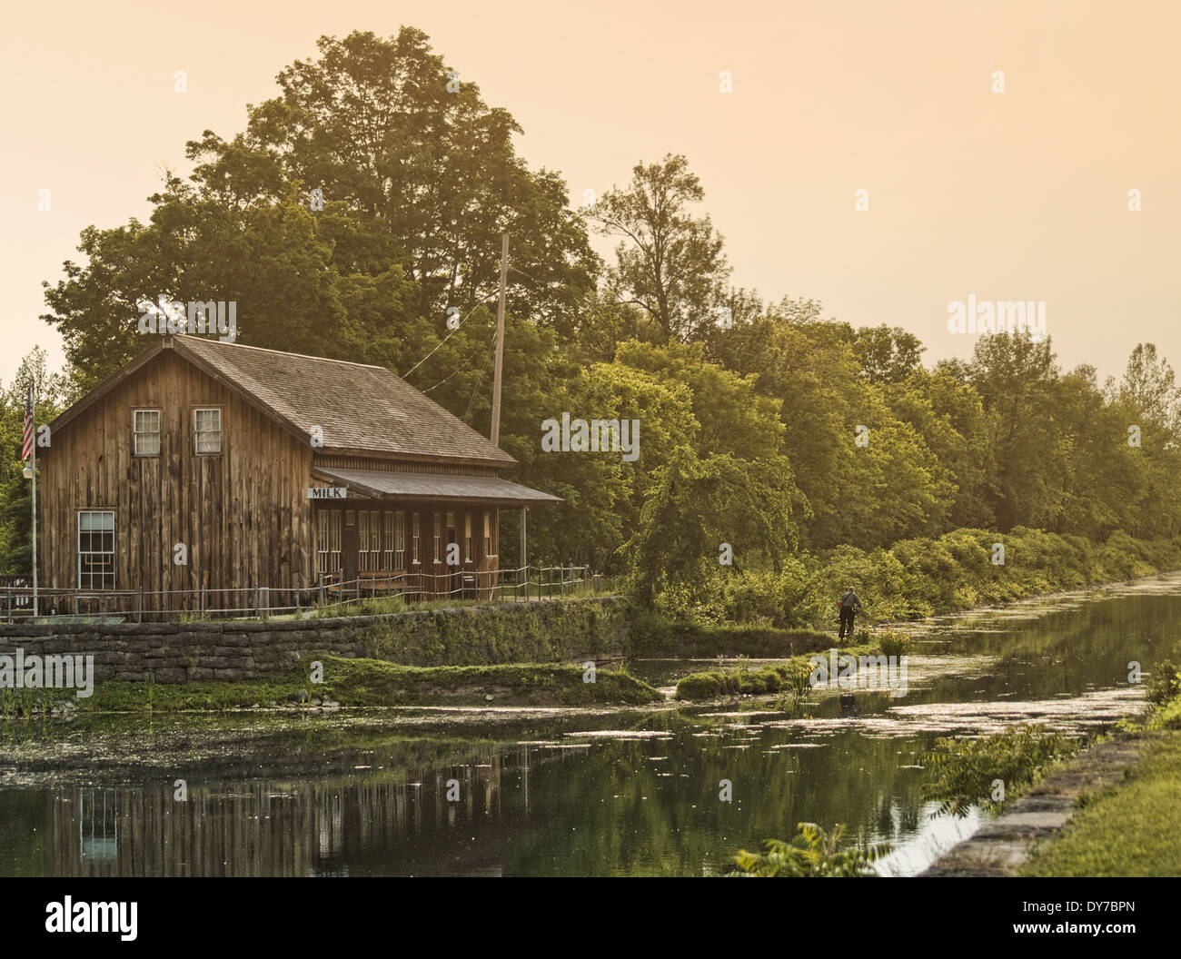 The Erie Canal in Chittenango, New York on a summer's day as the sun goes down Stock Photo Alamy