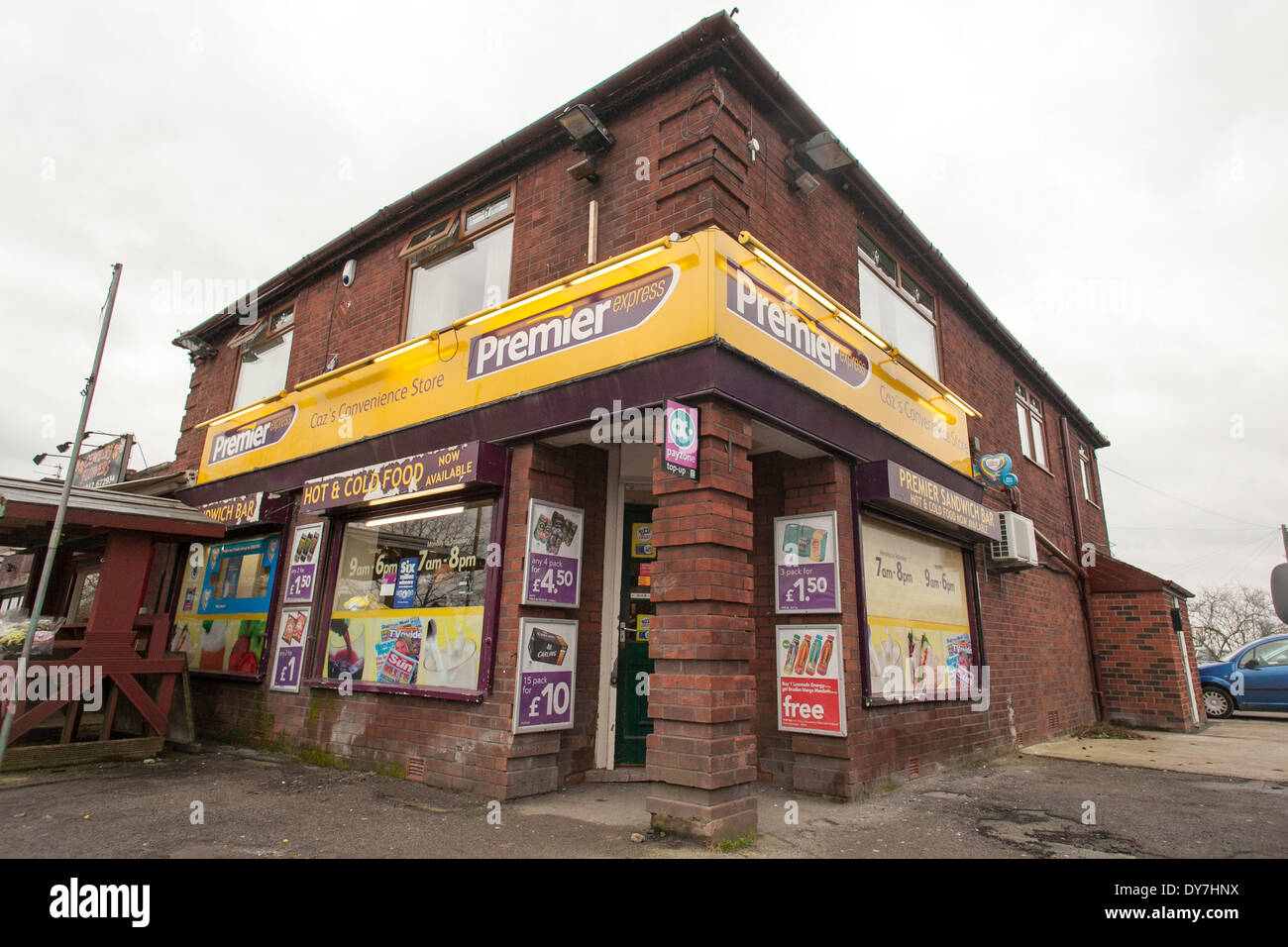 premier-convenience-store-in-leigh-stock-photo-alamy
