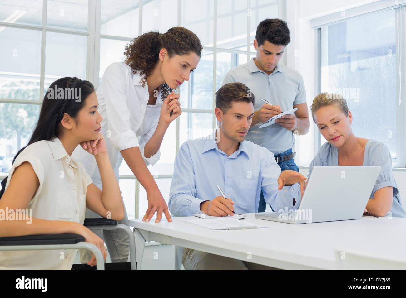 Team meeting disabled hi-res stock photography and images - Alamy