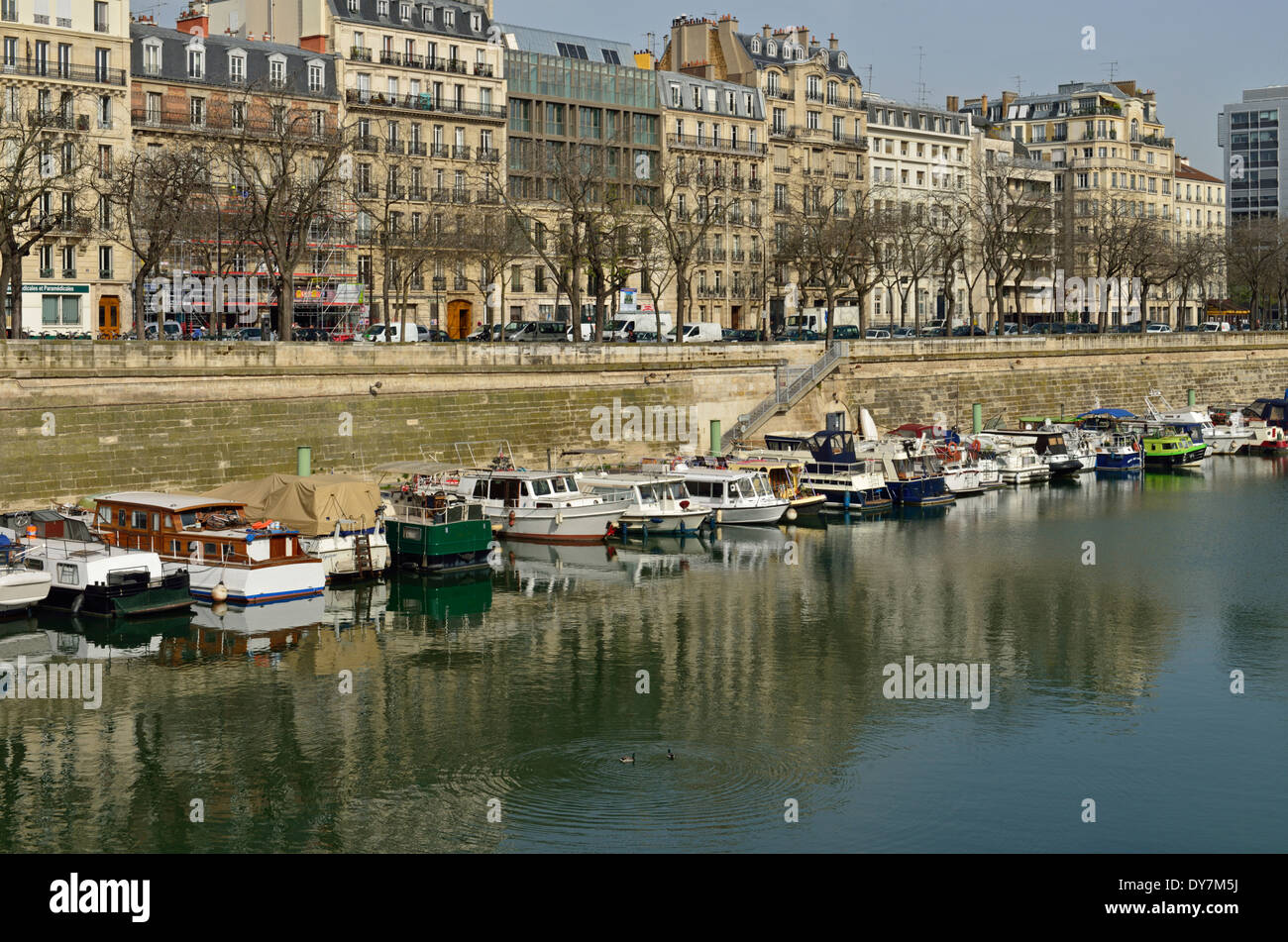 Bassin de l'Arsenal, 4th Arrondissement, Paris, France Stock Photo