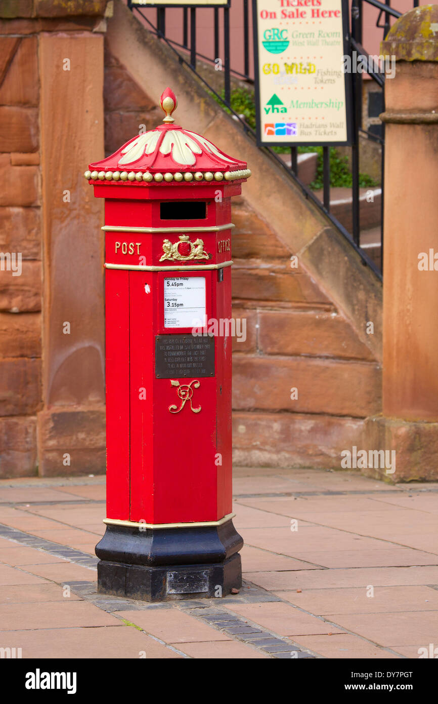 Replica Victorian Pillar Box commemorating first mainland roadside