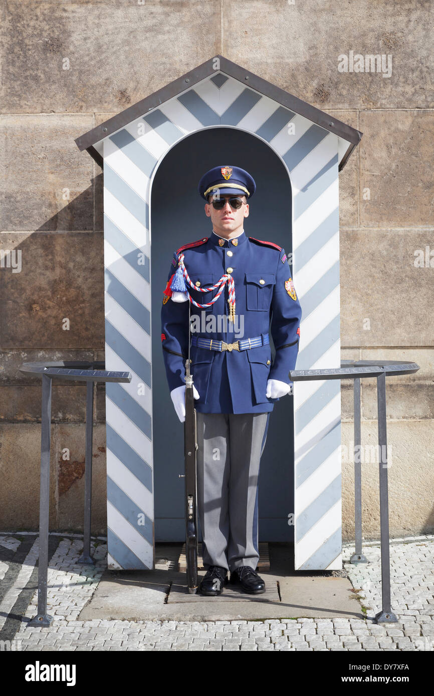 Palace guard at Prague Castle, Castle District, Hradcany, Prague, Bohemia, Czech Republic Stock Photo
