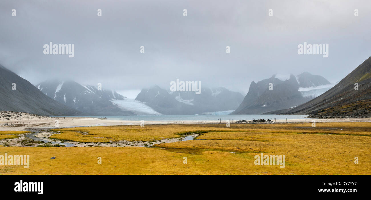 Norway vest spitsbergen svalbard islands jan mayen hires stock photography and images Alamy