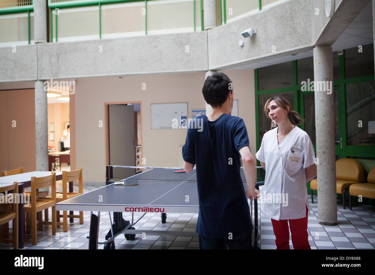 Psychiatric patient hires stock photography and images Alamy