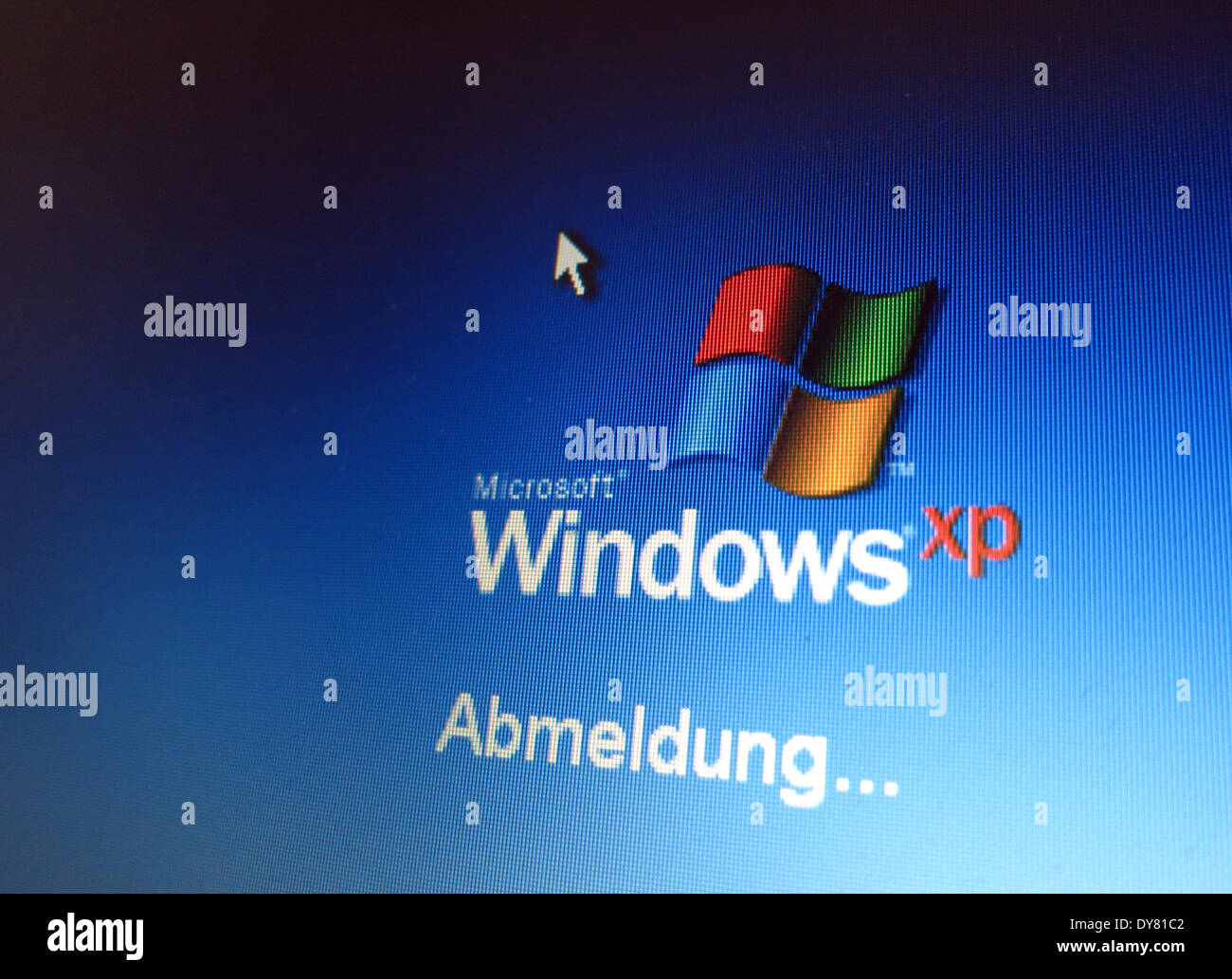 Windows xp hi-res stock photography and images - Page 2 - Alamy