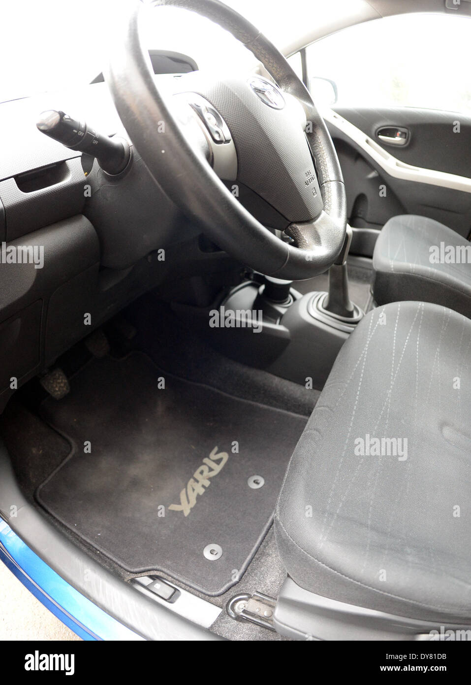 Hamburg, Germany. 09th Apr, 2014. Interior view of a Toyota Yaris car from  2008 on the premises of a Toyota car dealer in Hamburg, Germany, 09 April  2014. According to media reports