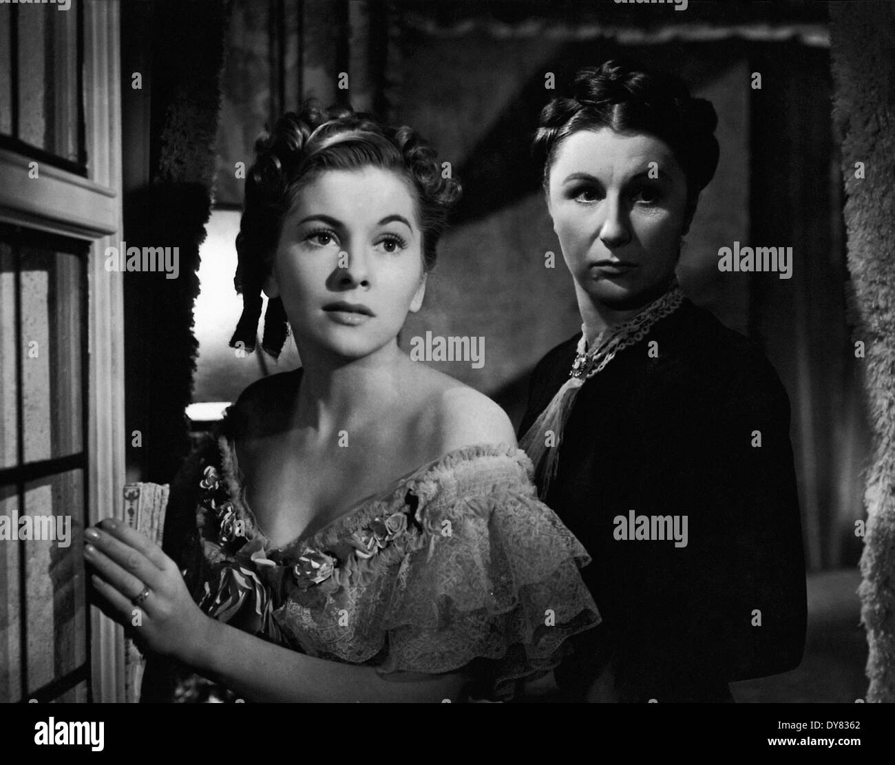 Rebecca 1940 joan fontaine hi-res stock photography and images - Alamy