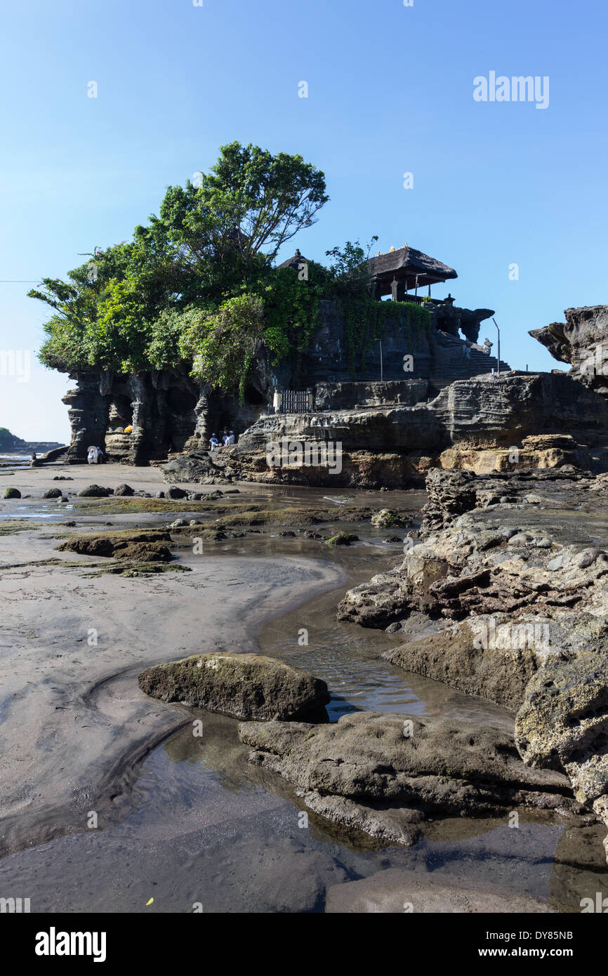 Tanah Lot Temple ( Pura Tanah Lot) Bali, Indonesia Stock Photo Alamy Tanah Lot Temple ( Pura Tanah Lot) Bali, Indonesia Stock Photo Alamy