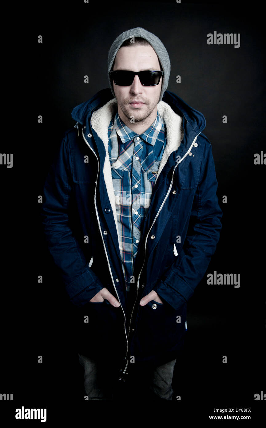 Caps sunglasses hires stock photography and images Alamy