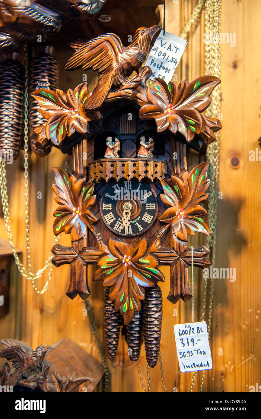 Cuckoo_clock hires stock photography and images Alamy