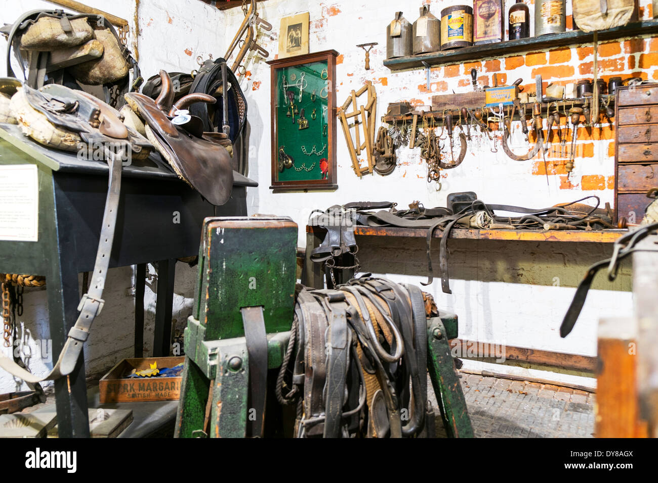 Leather repair hires stock photography and images Alamy