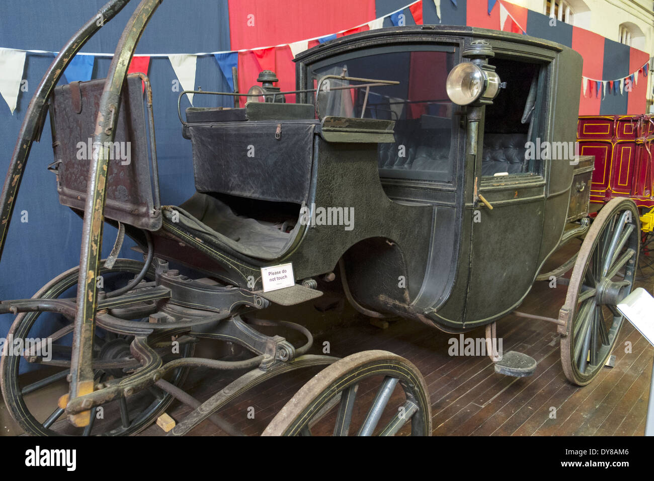 Horse Drawn Carriage 1900's Hi-res Stock Photography And Images - Alamy