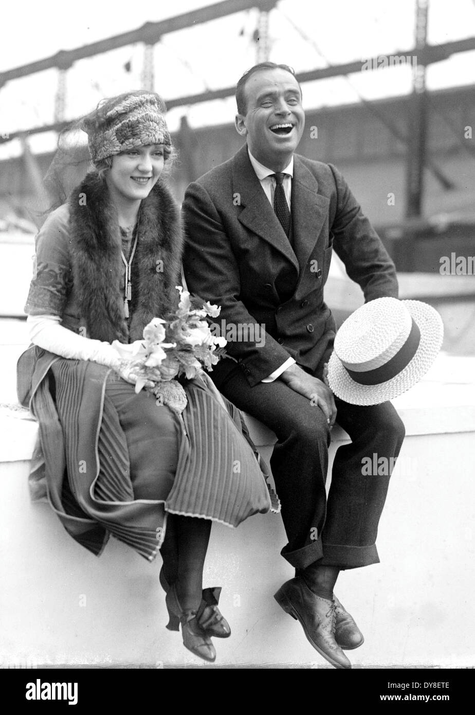 MARY PICKFORD with fellow film actor Douglas Fairbanks about 1922 Stock ...