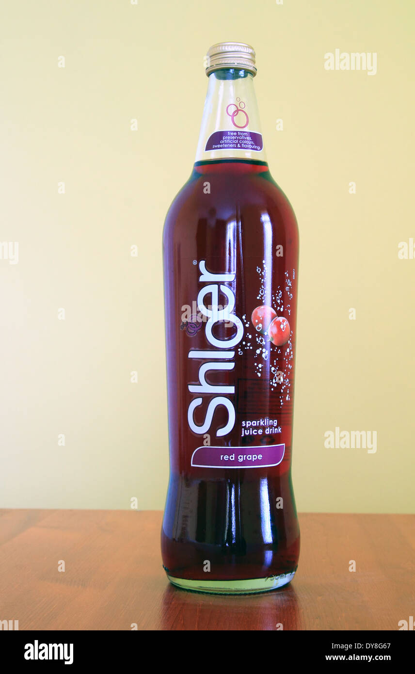Download Grape Juice Bottle High Resolution Stock Photography And Images Alamy Yellowimages Mockups