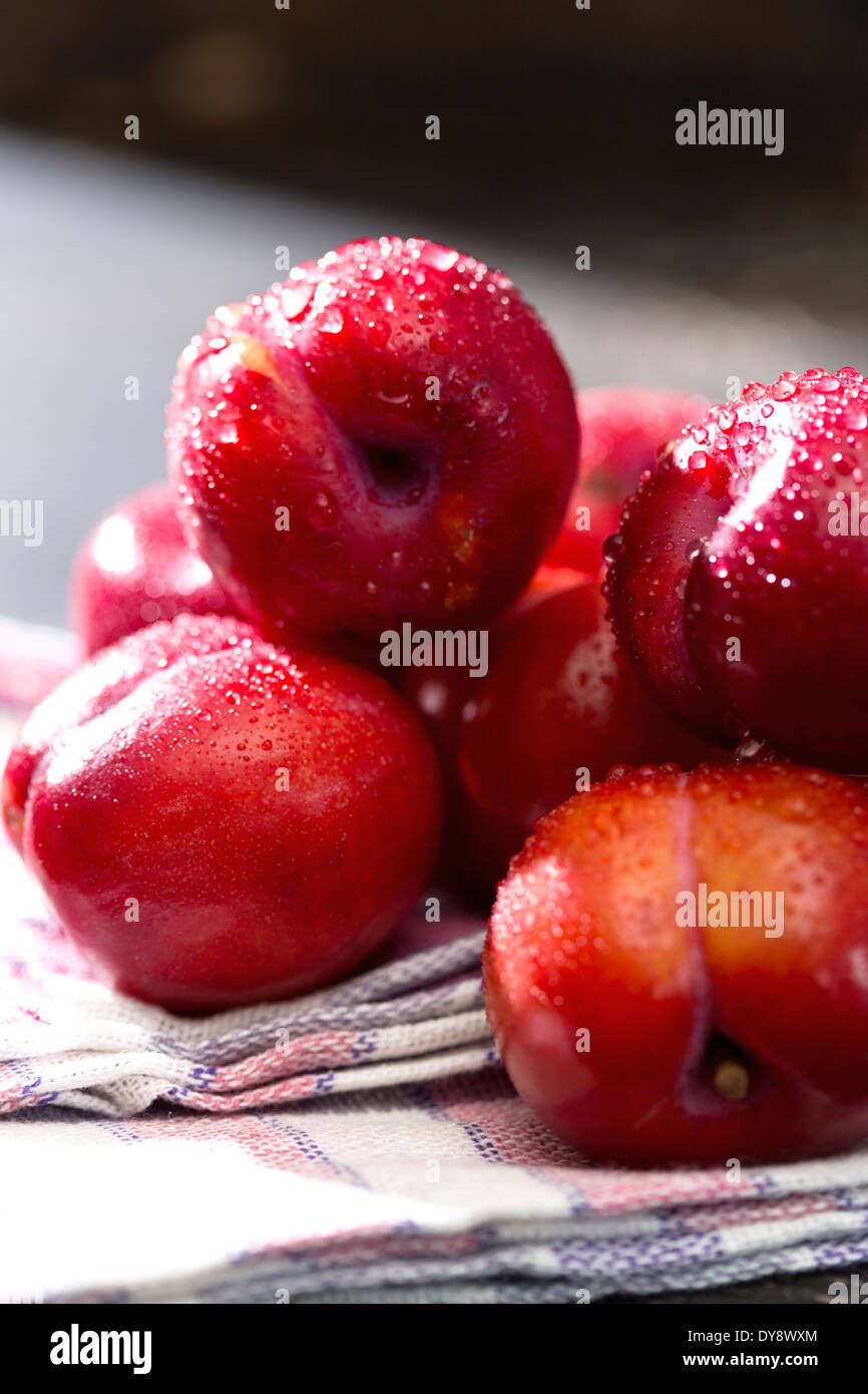 Chinese plums hires stock photography and images Alamy