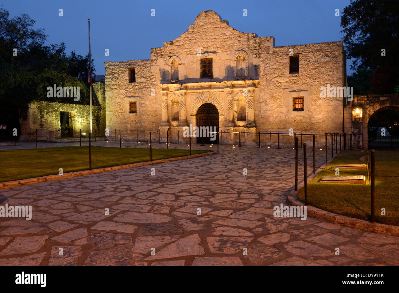 USA, United States, America, Texas, San Antonio, The Alamo, Alamo, mission, Spanish, dusk, building, monument, icon Stock Photo
