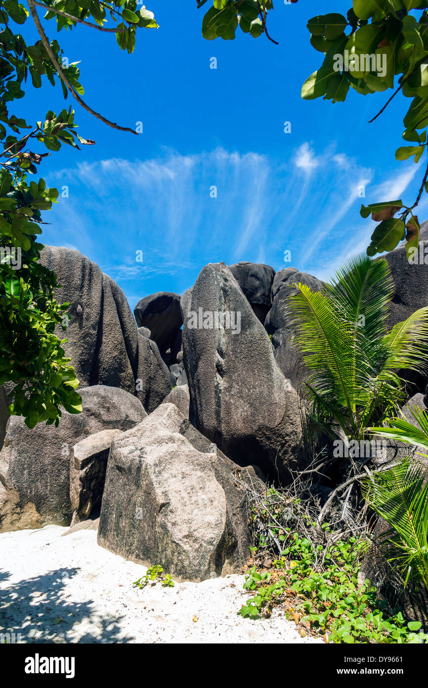 Seychelles, La Digue, Rock formations at Point Source d'Argent Stock Photo