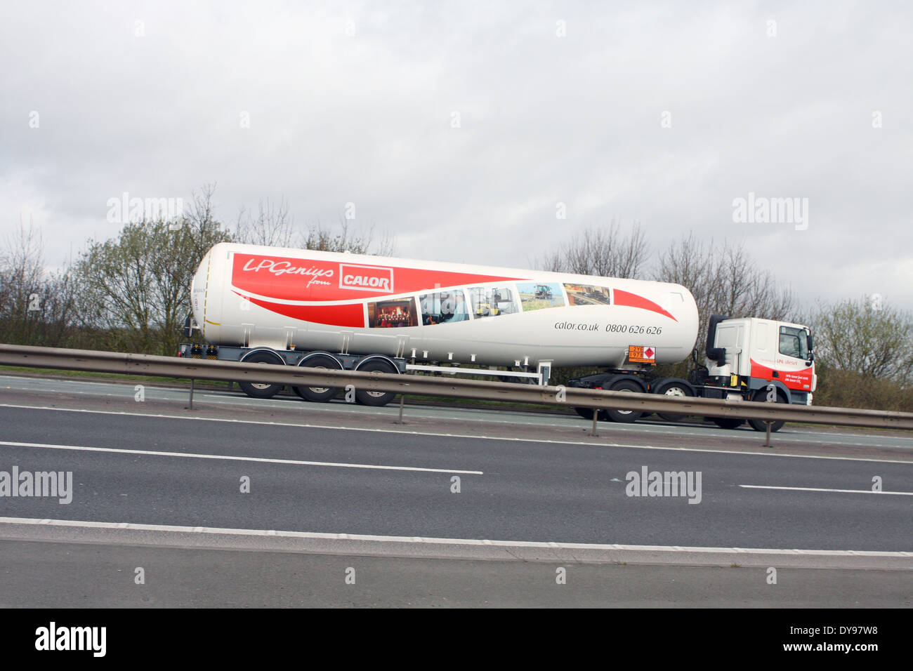Calor gas tanker delivery lorry hires stock photography and images Alamy