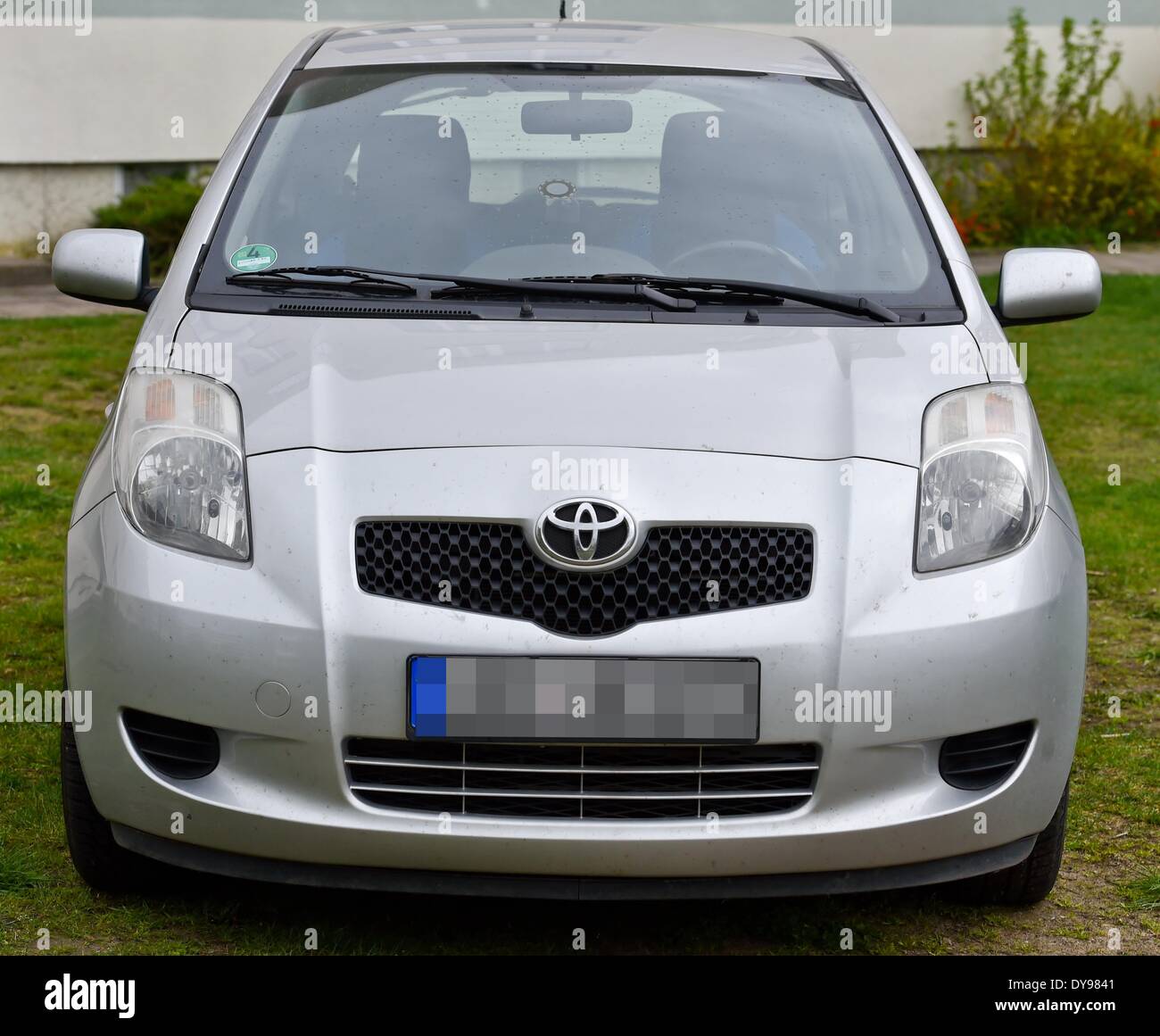 Fuerstenwalde, Germany. 9th Apr, 2014. A Toyota Yaris car model built in 2005 pictured in Fuerstenwalde, Germany, 9 April 2014. Toyota is again recalling millions of its cars worldwide. More than 6 million vehicles are affected by the recall, around 92.000 vehicles in Germany alone, Toyota stated in Cologne, on 9 April 2014. Cars of the model series Yaris, built between 2005 and 2010, may show problems Photo: Patrick Pleul/dpa/Alamy Live News Stock Photo