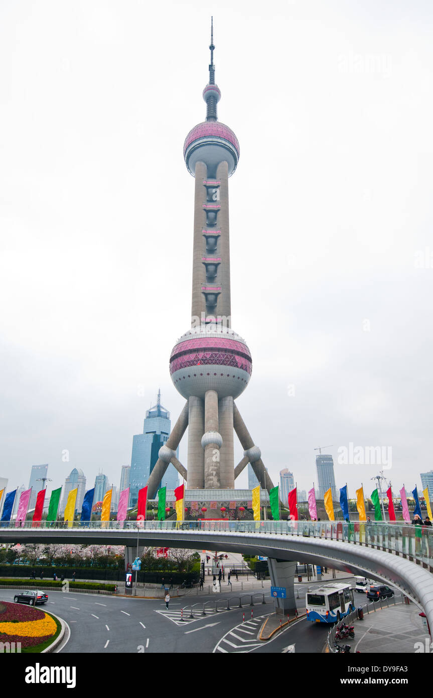 Oriental Pearl Radio & TV Tower on Lujiazui street in the Pudong district,  Shanghai, China Stock Photo - Alamy