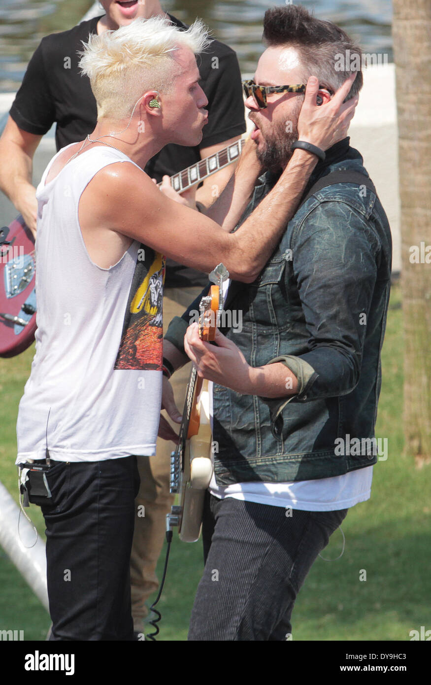 Glenn Campbell High Resolution Stock Photography and Images Alamy