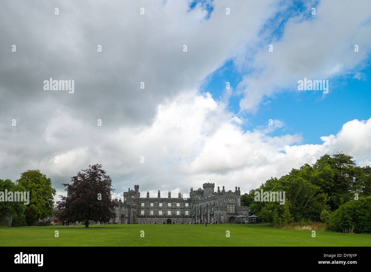 Kilkenny castle hi-res stock photography and images - Alamy