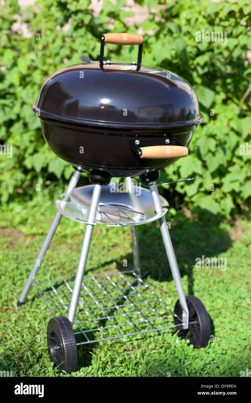 New garden grill hi-res stock photography and images - Alamy