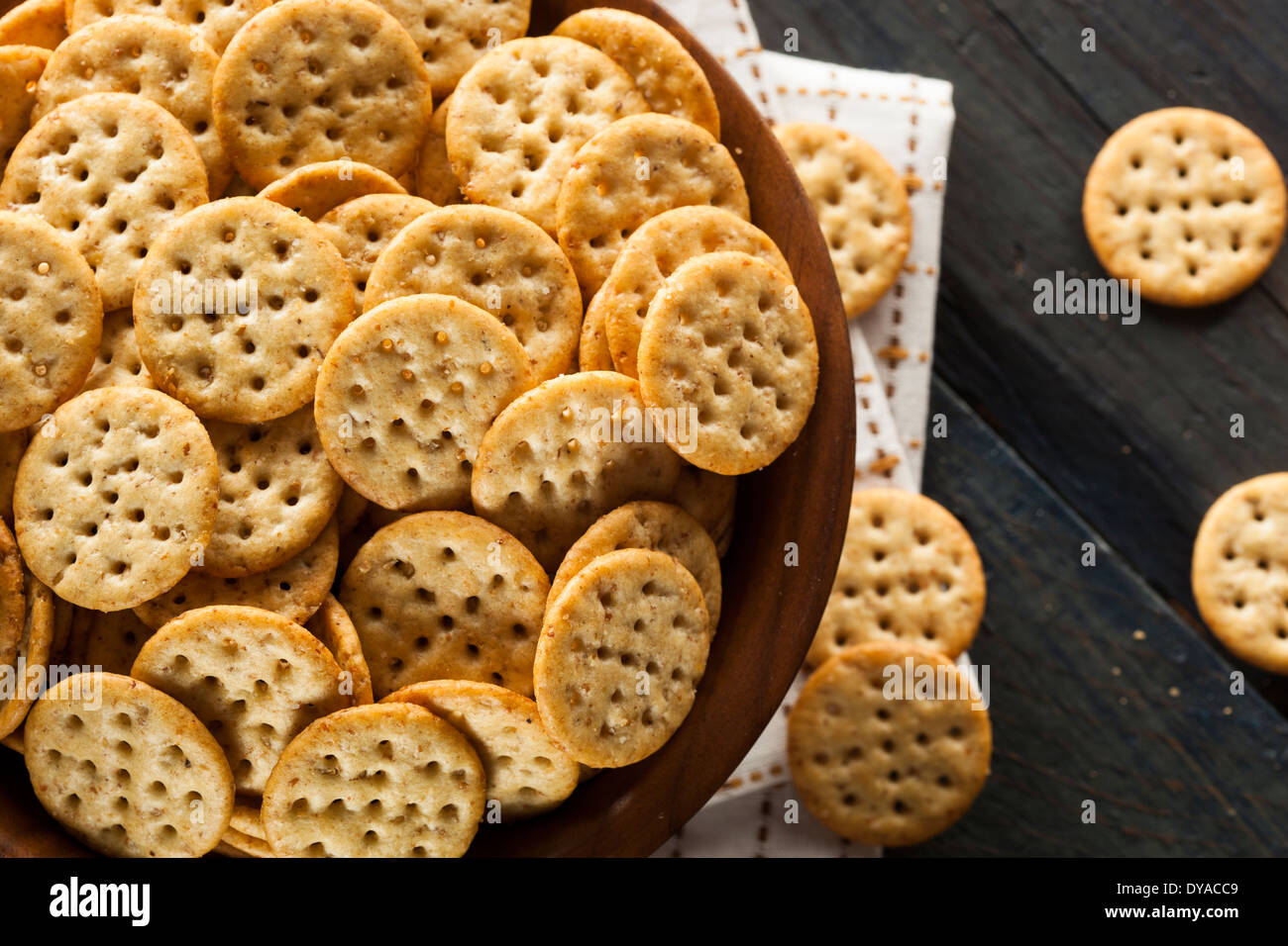 Whole Grain Wheat Round Crackers in a Bowl Stock Photo Alamy