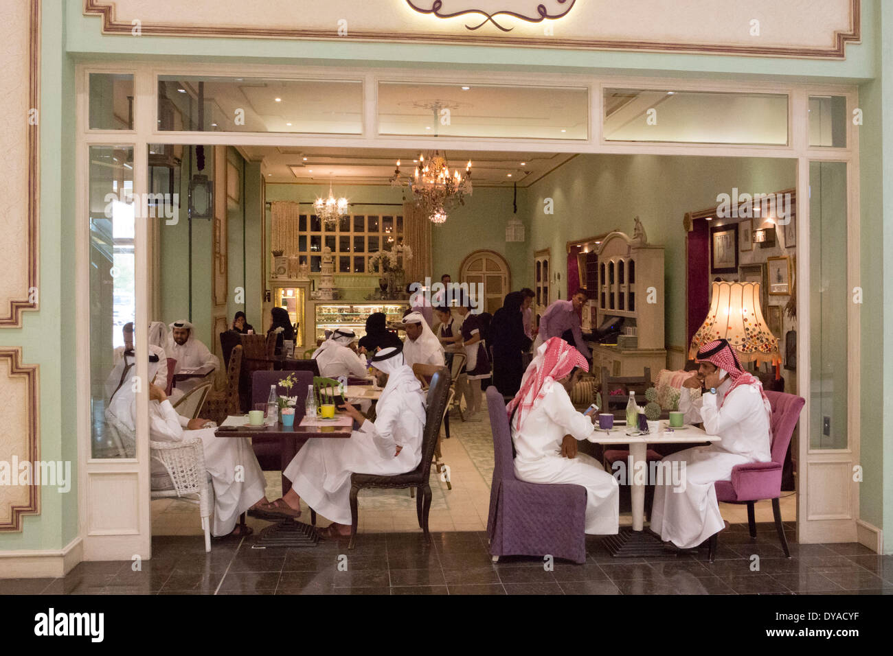 Doha Qatar Middle East bar cafe city coffee elegant lagoon Plaza Stock