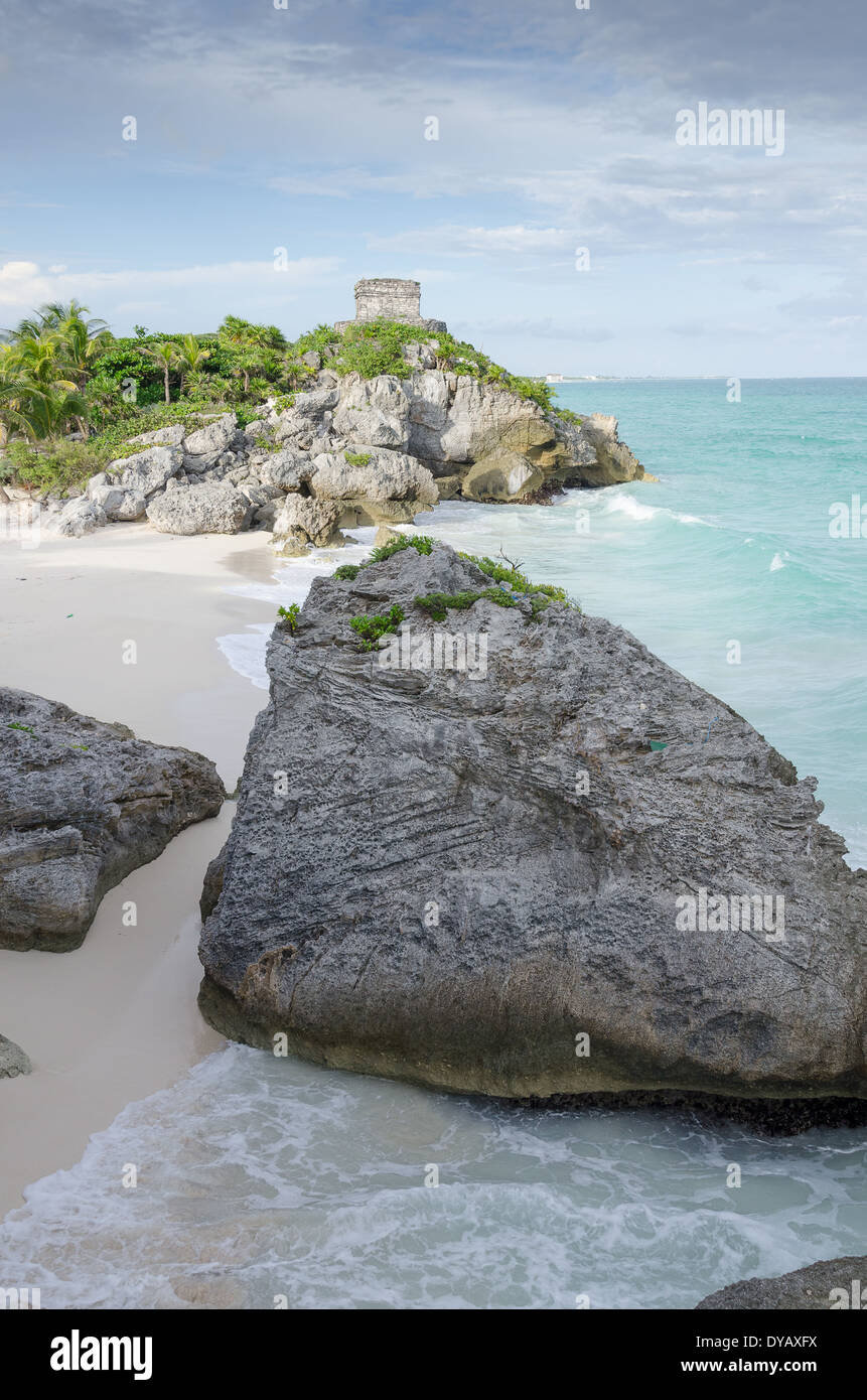 Tulum mayan city, mexico Stock Photo - Alamy