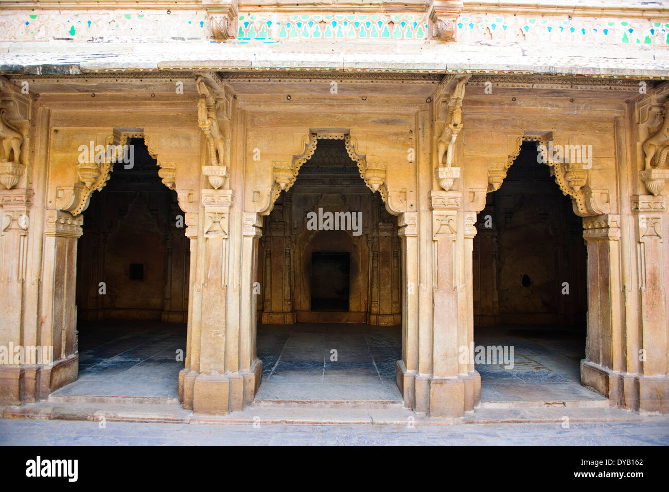 Fort Man Mandir Palace 1486 Exteriors Interior Courtyard Stone fort-man-mandir-palace-1486-exteriors-interior-courtyard-stone