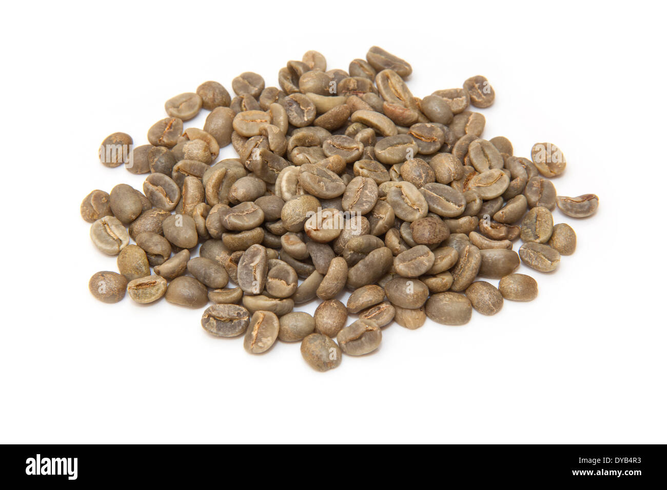 Green Arabica coffee beans isolated on a white studio background Stock ...