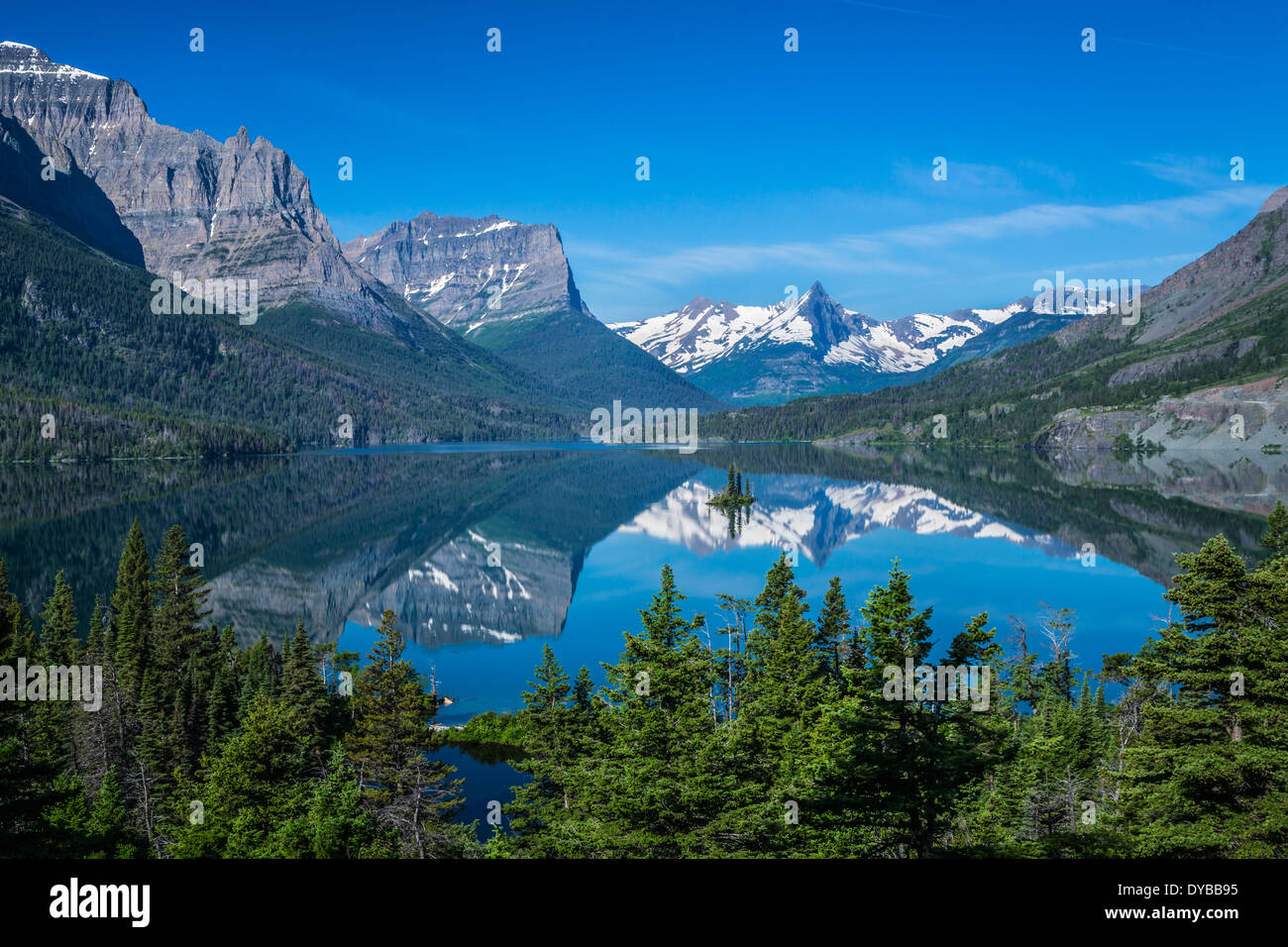 St. Mary Lake and Wild Goose Island in Glacier National Park, Montana, USA. Stock Photo