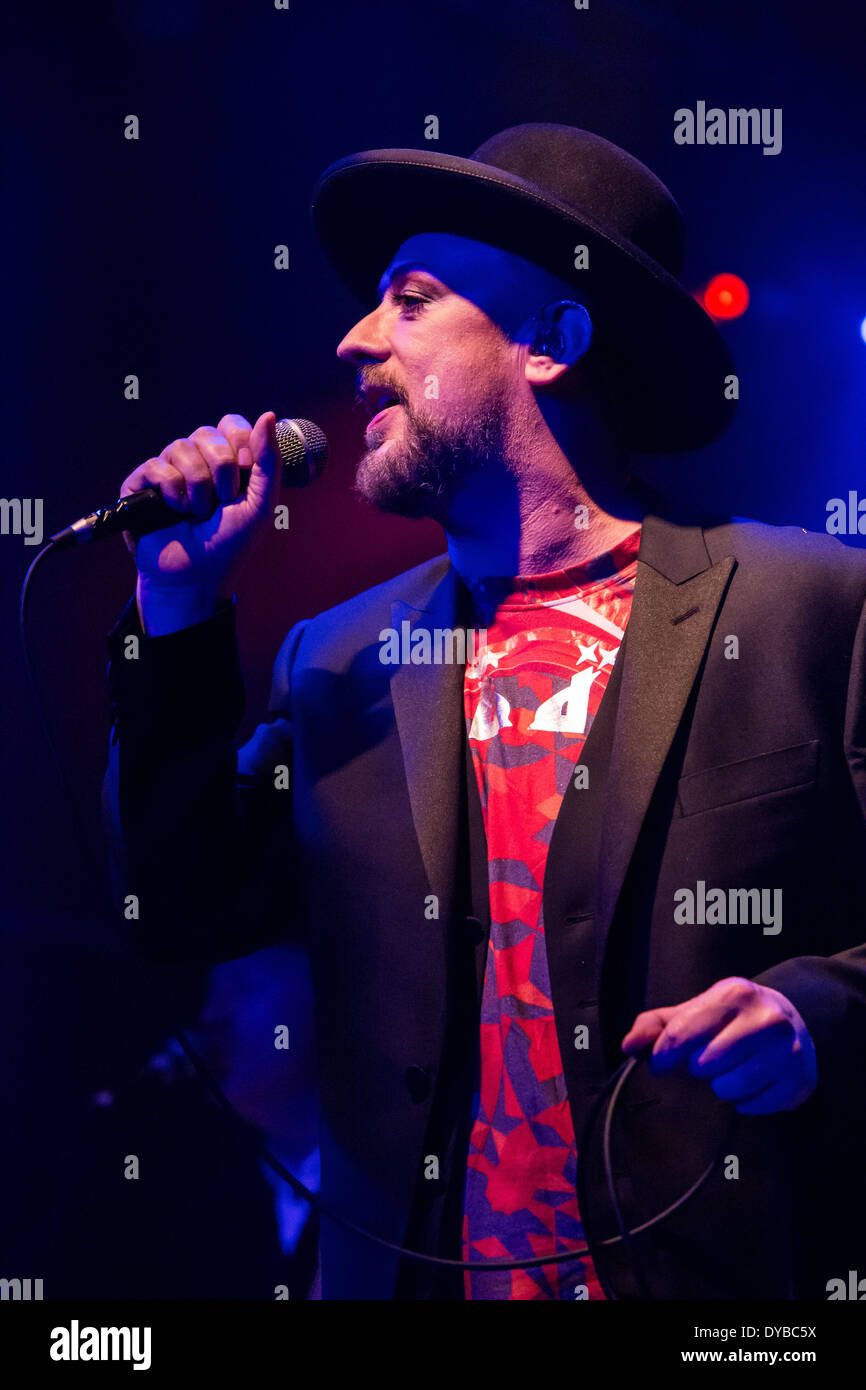 Boy george of culture club hi-res stock photography and images - Alamy, image size:866x1390