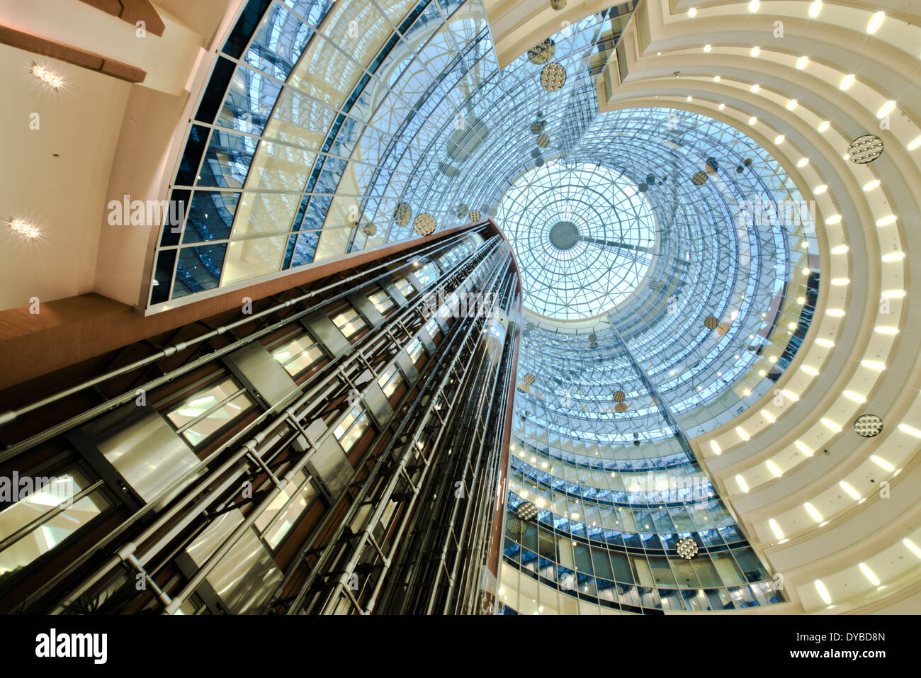 Modern building interior hi-res stock photography and images - Alamy