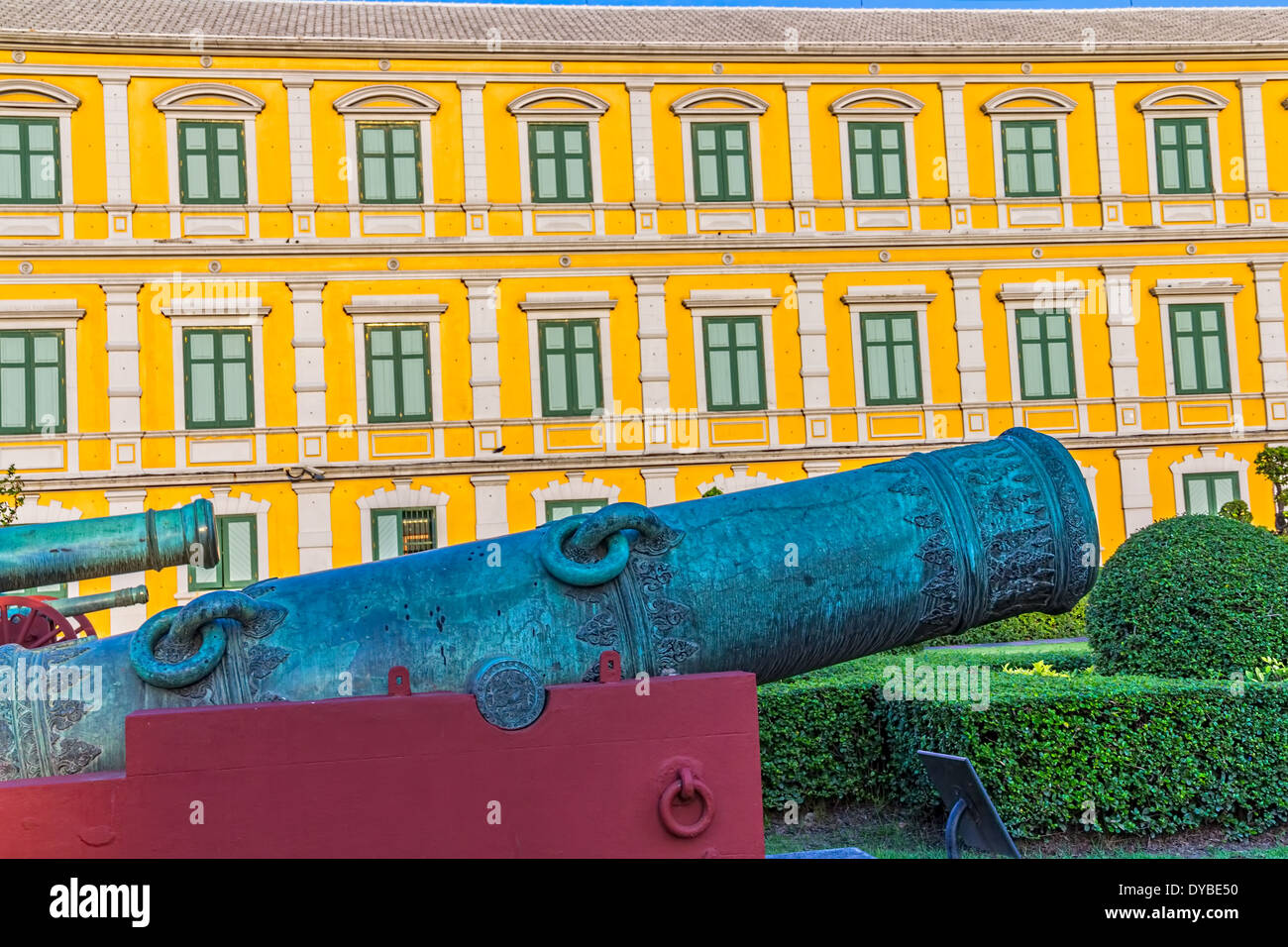 Ministry of Defence building Bangkok and museum Stock Photo - Alamy