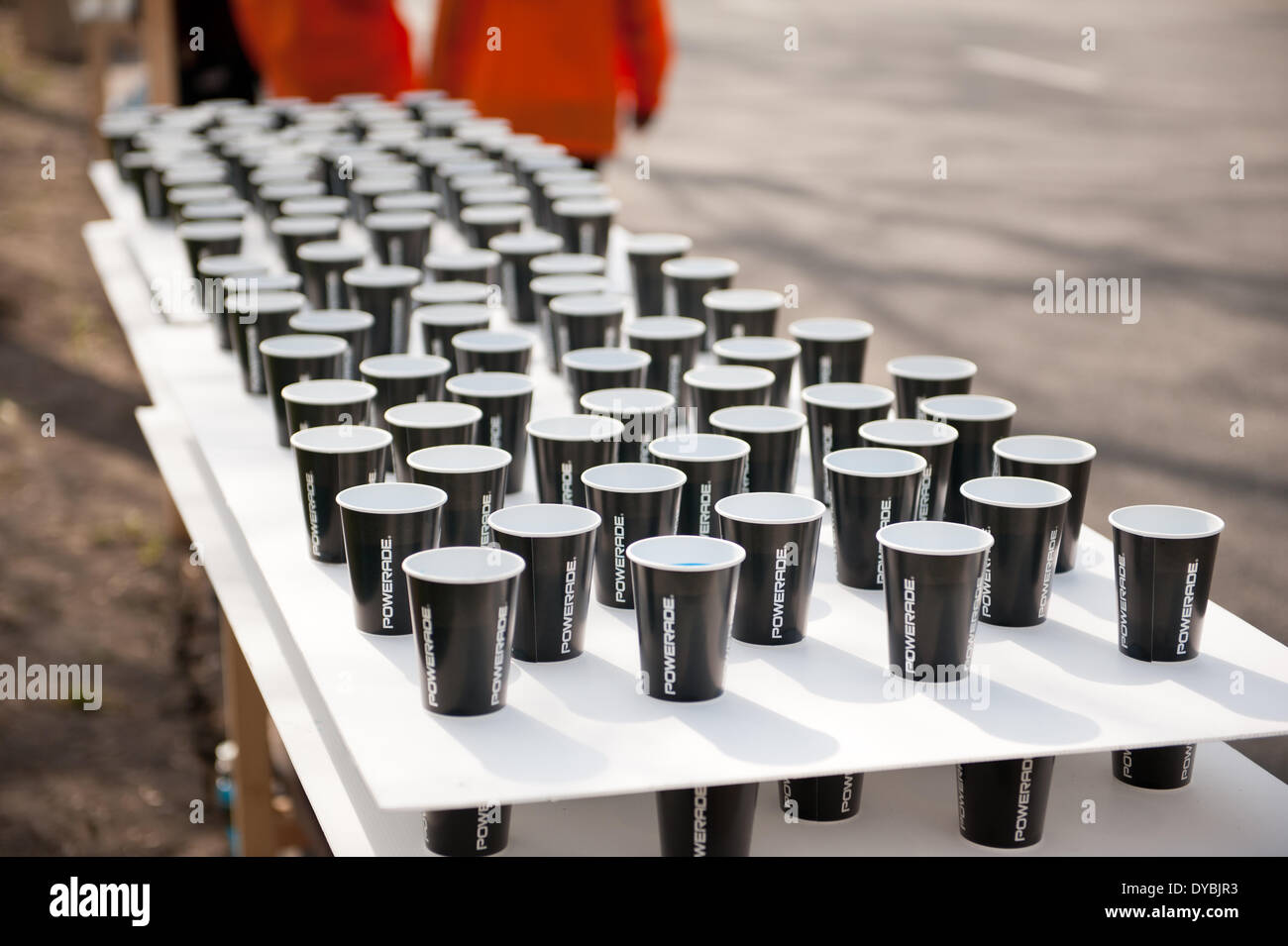 Official marathon distance of 42 195 kilometers hires stock