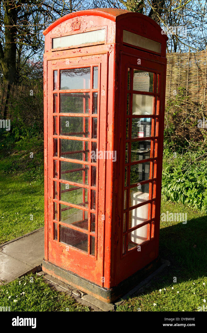 British telephonebox hi-res stock photography and images - Alamy