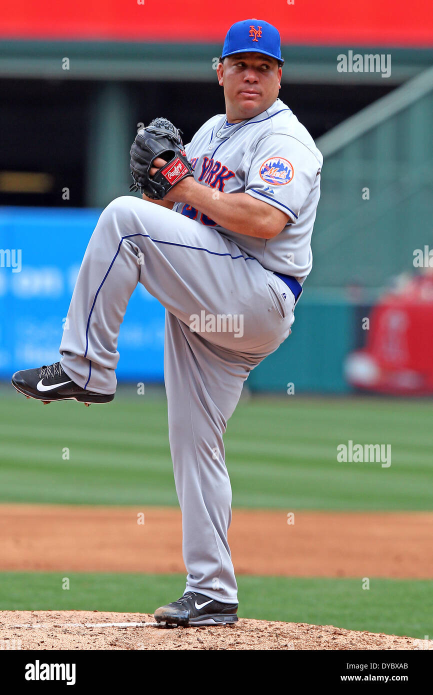 Anaheim angels pitcher bartolo colon hi-res stock photography and ...