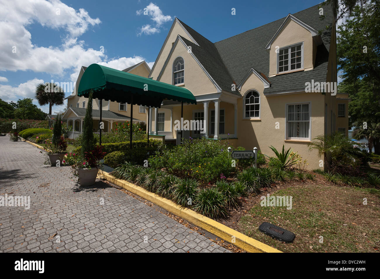 The Historic Terrace Lakeside Inn on Alexandra Street in Mount Dora Florida Stock Photo